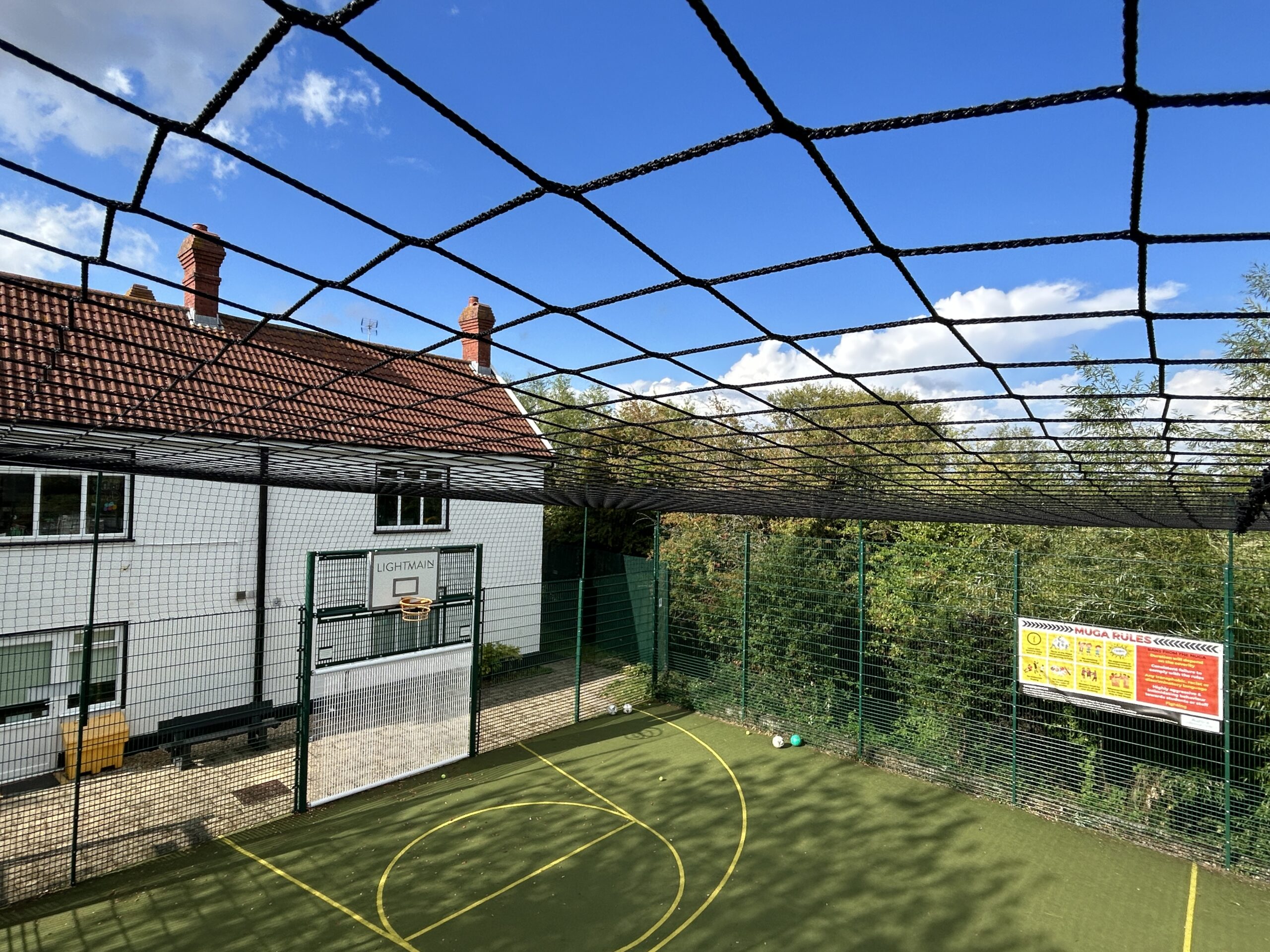 aurora hedgeway muga netting